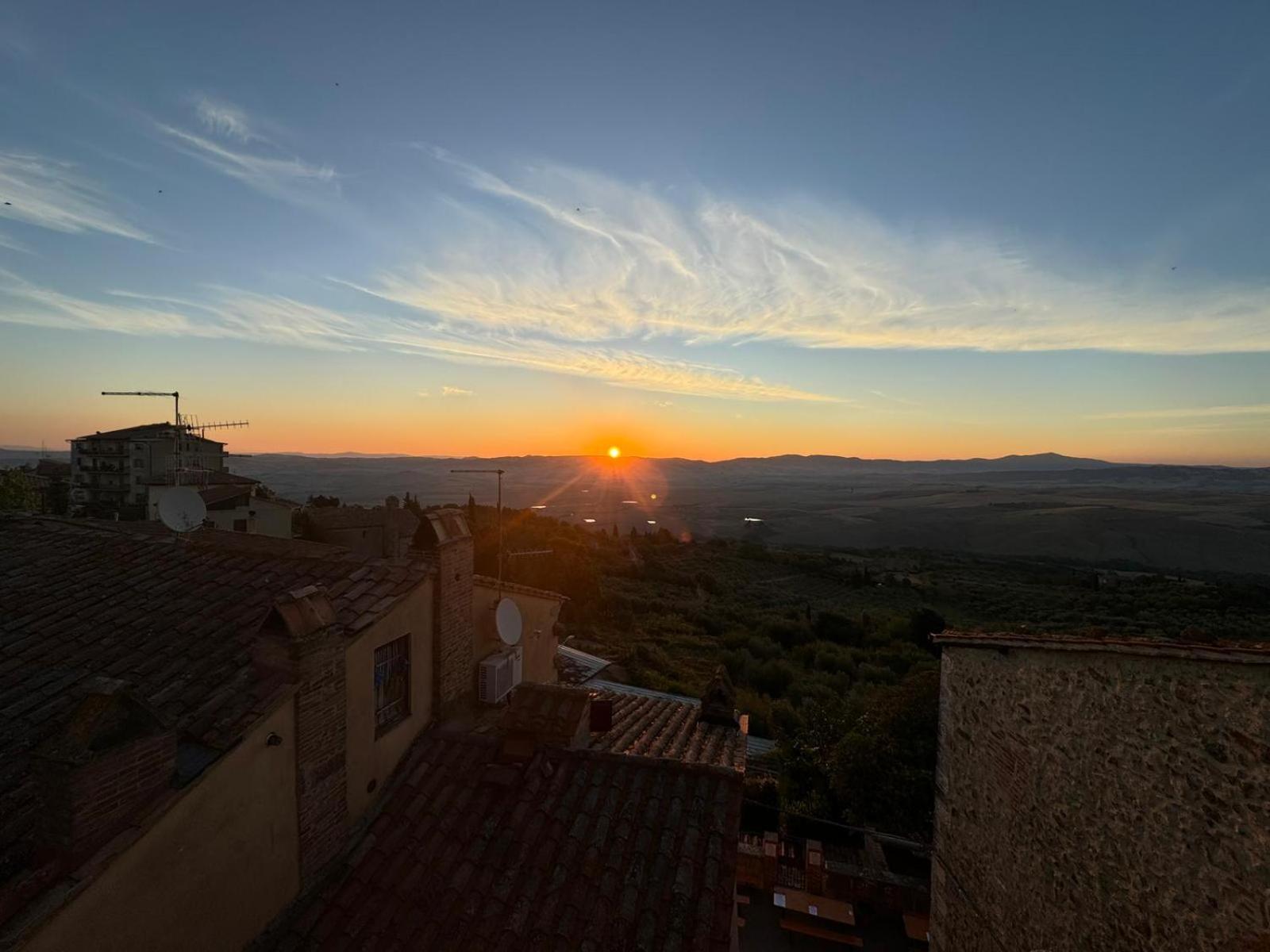 La Terrazza Sulla Val D'Orcia Apartman Castiglione dʼOrcia Kültér fotó